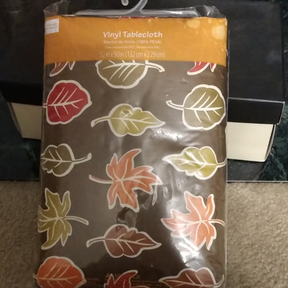 Vinyl Tablecloth - Picture 1 of 4
